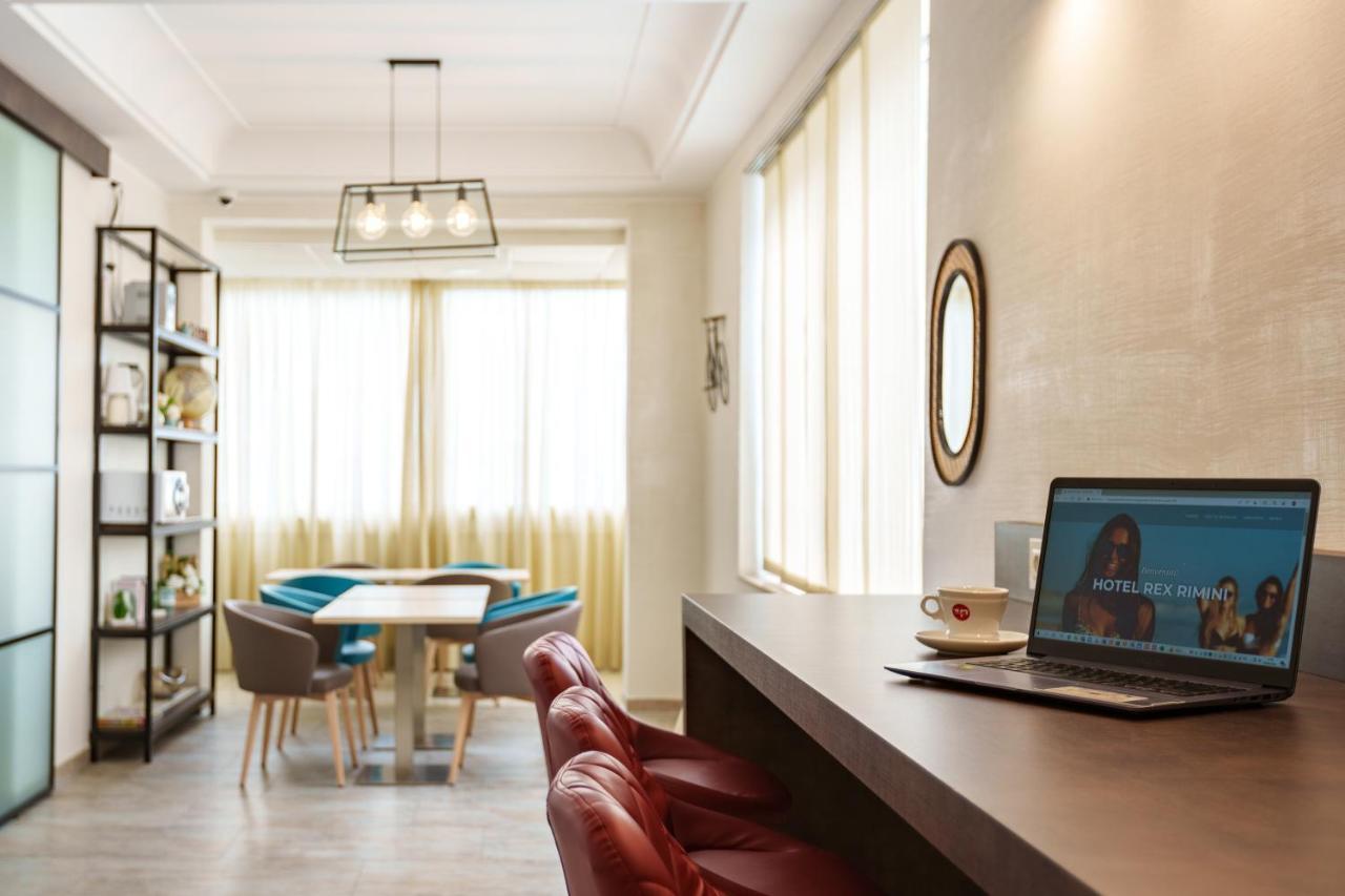 Hotel Rex ริมินี ภายนอก รูปภาพ