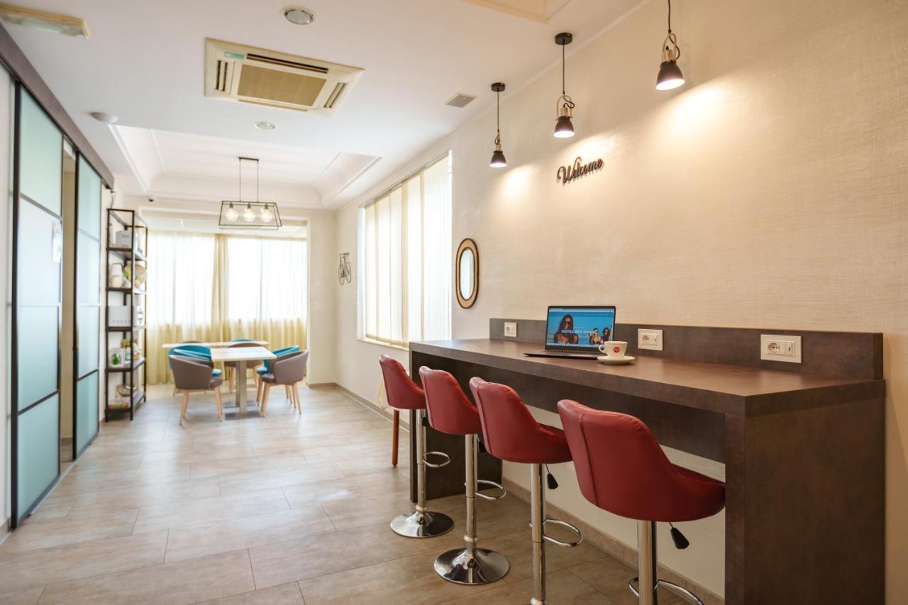 Hotel Rex ริมินี ภายนอก รูปภาพ