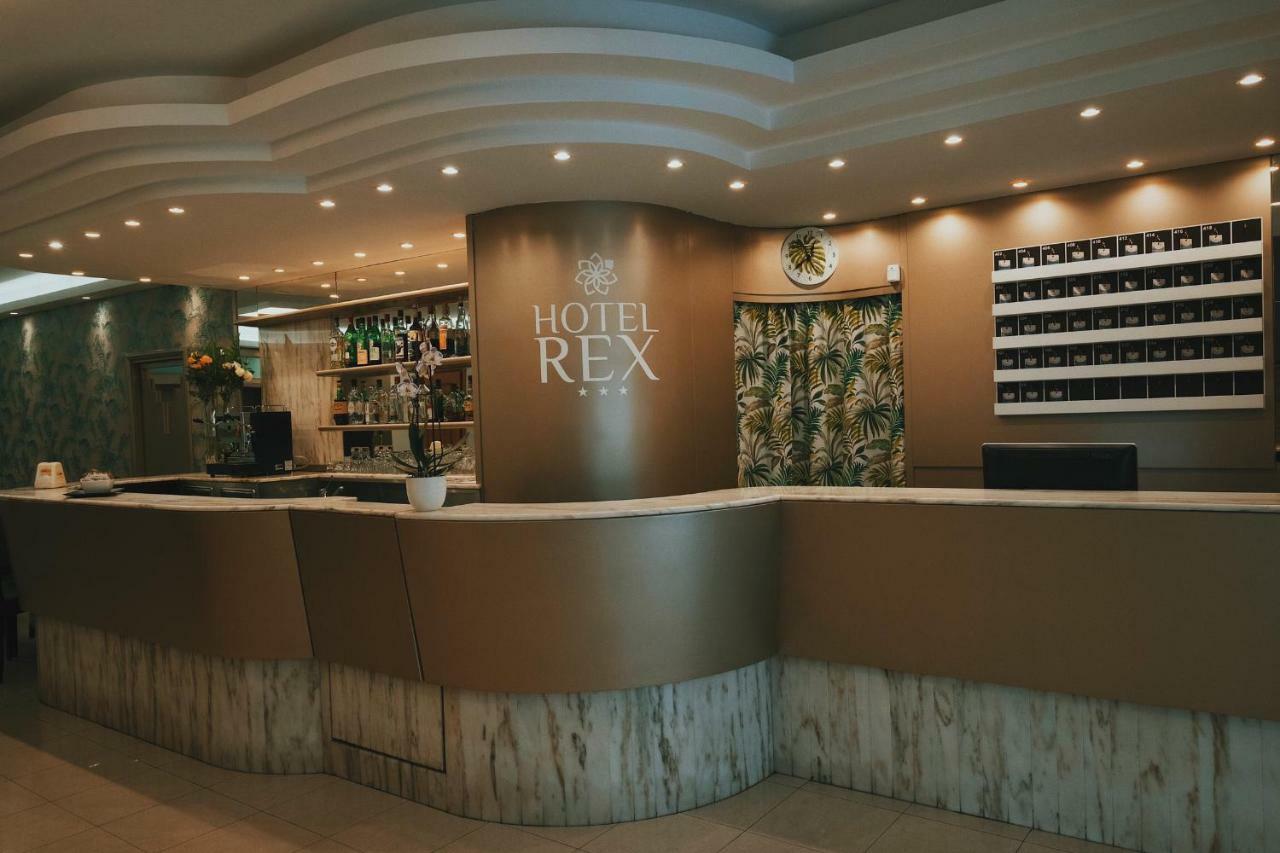 Hotel Rex ริมินี ภายนอก รูปภาพ